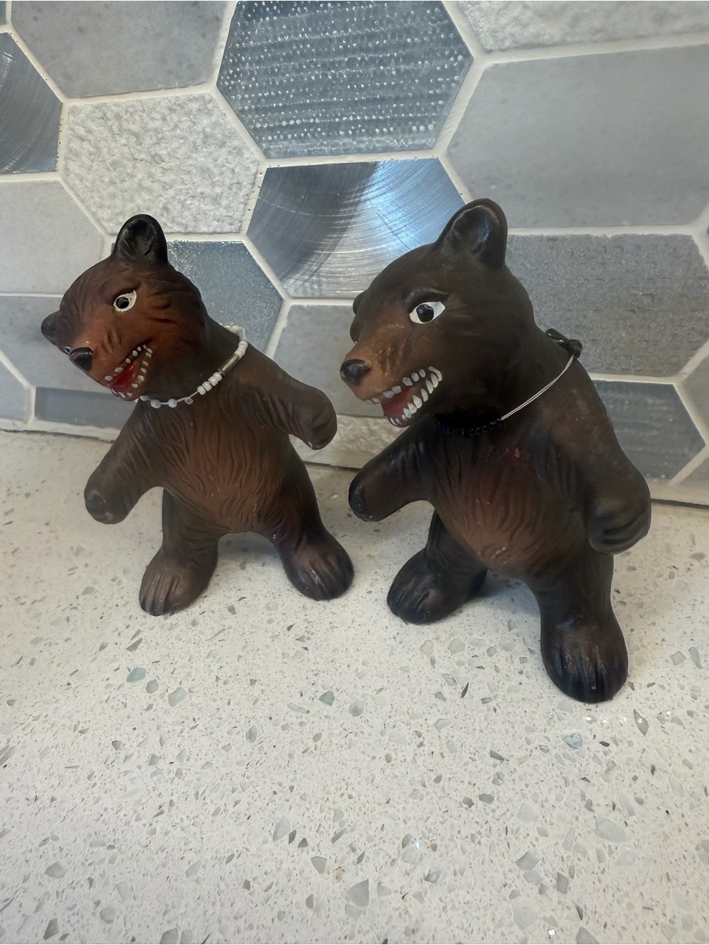 Vintage Brown Bear Salt & Pepper Shakers. Kitschy & Anthropomorphic.